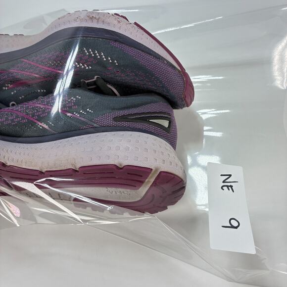 Brooks Glycerin 19 Gray Purple Lace Up Running Shoes 1203431B572 Womens Size 9.5 - Picture 10 of 10